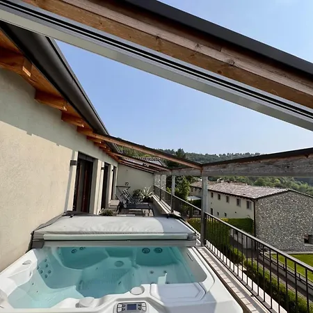 Апартаменты Corte Casara Pool & Nature Костермано